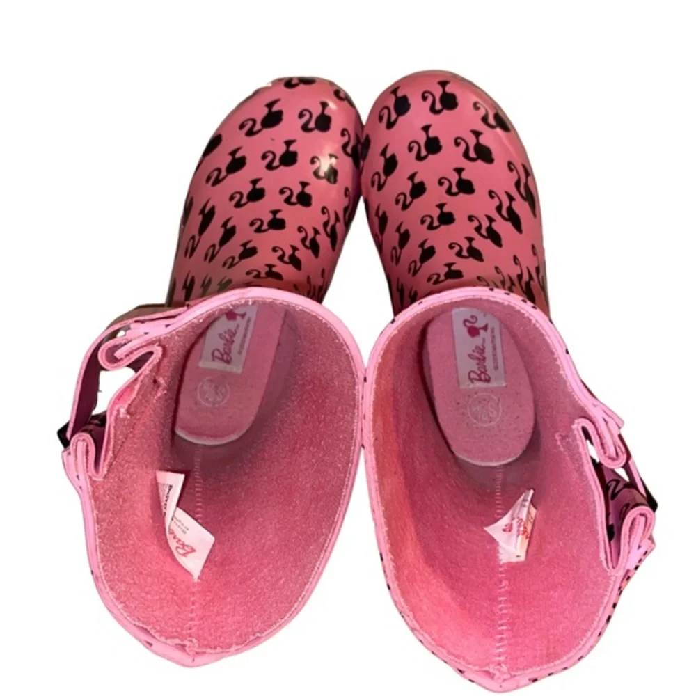 Barbie Girls‎ Pink Rain Boots Size S 9/10 Black Silhouette Print Waterproof